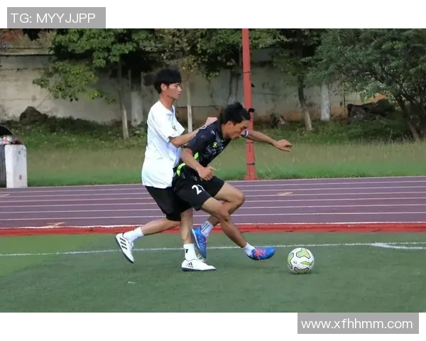 陈娜专访:从绿茵场到人生舞台的足球旅程回顾与展望 陈娜专访:从绿茵场到人生舞台的足球旅程回顾与展望