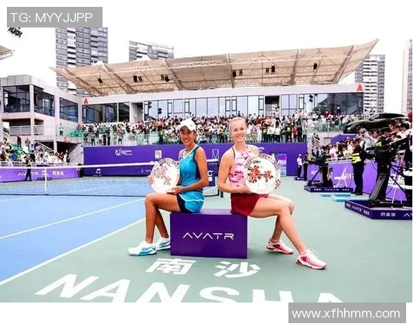 广州网球队的默契配合揭秘:网球场上的团队精神与战术分析 广州网球队的默契配合揭秘:网球场上的团队精神与战术分析