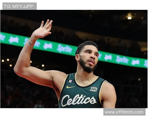 杰森塔图姆如何在NBA赛场上展现出色的领导力与竞技实力